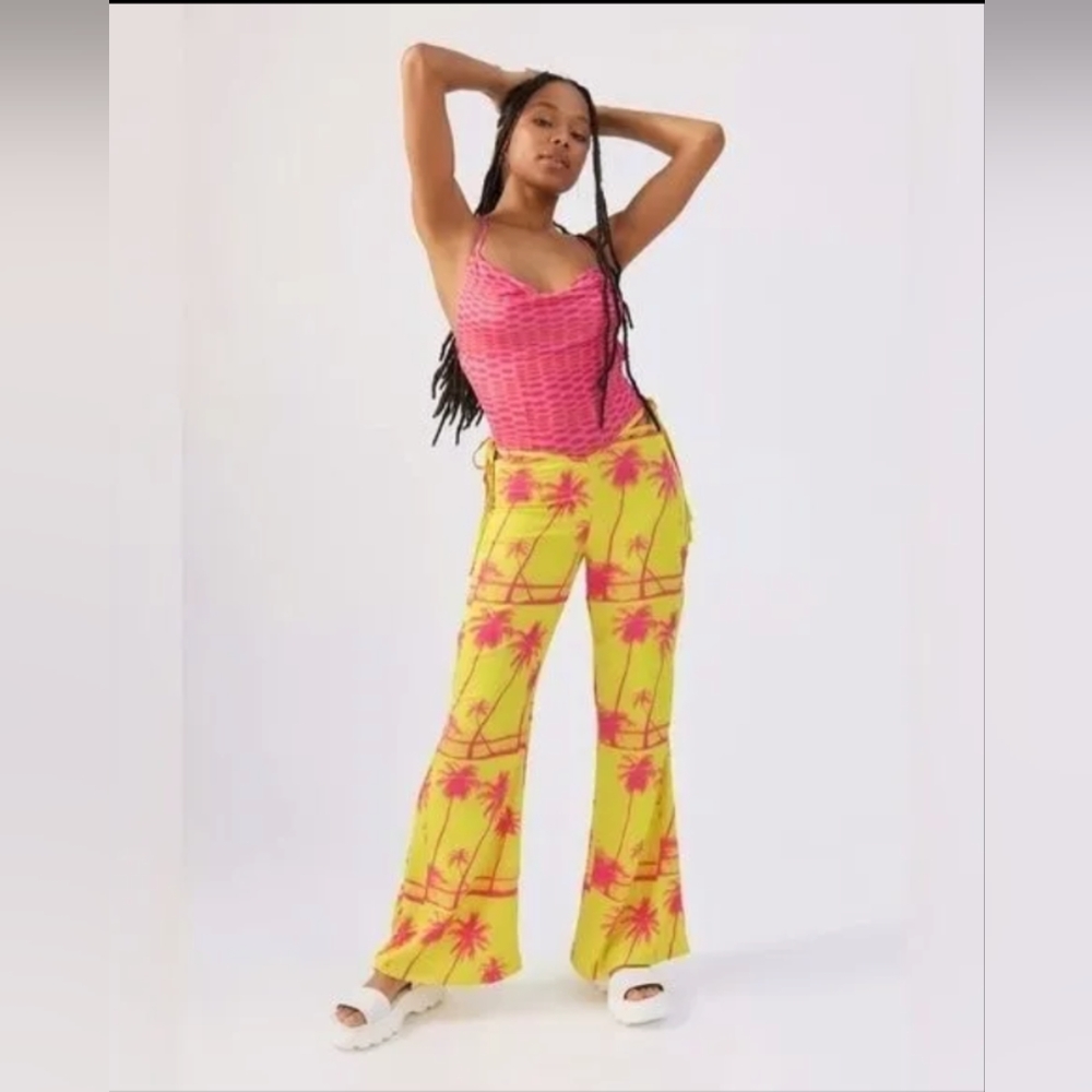 Urban Outfitters Sunny Cutout Flare Pants - SZ 6